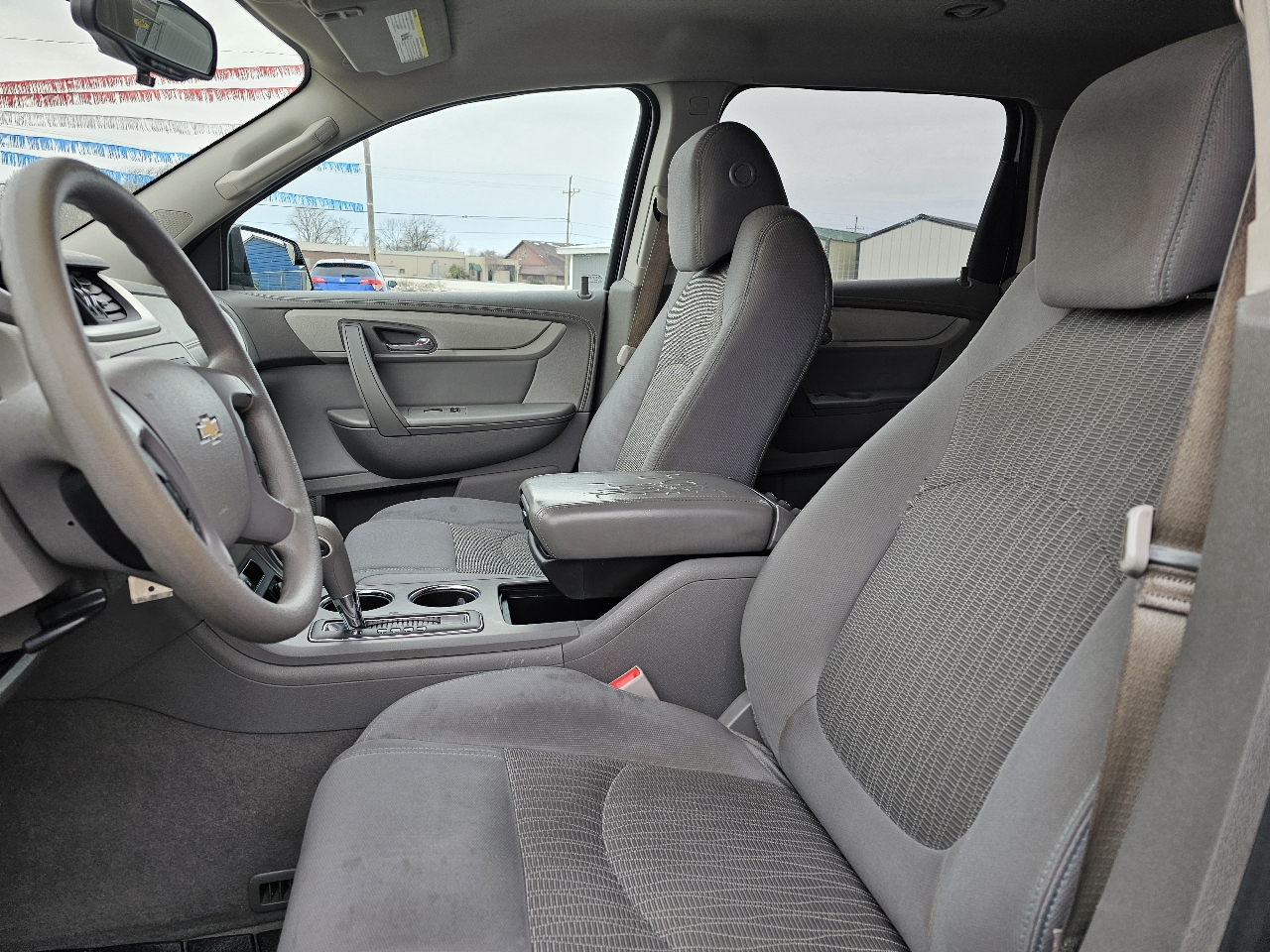 Chevrolet Traverse LS FWD w/PDC 2014