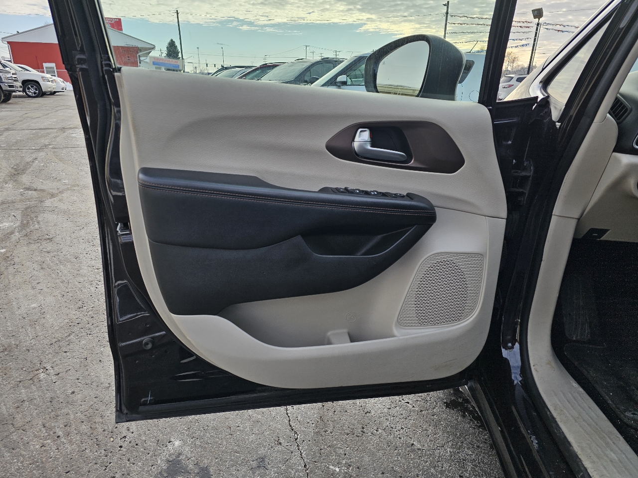 Chrysler Pacifica L 2018