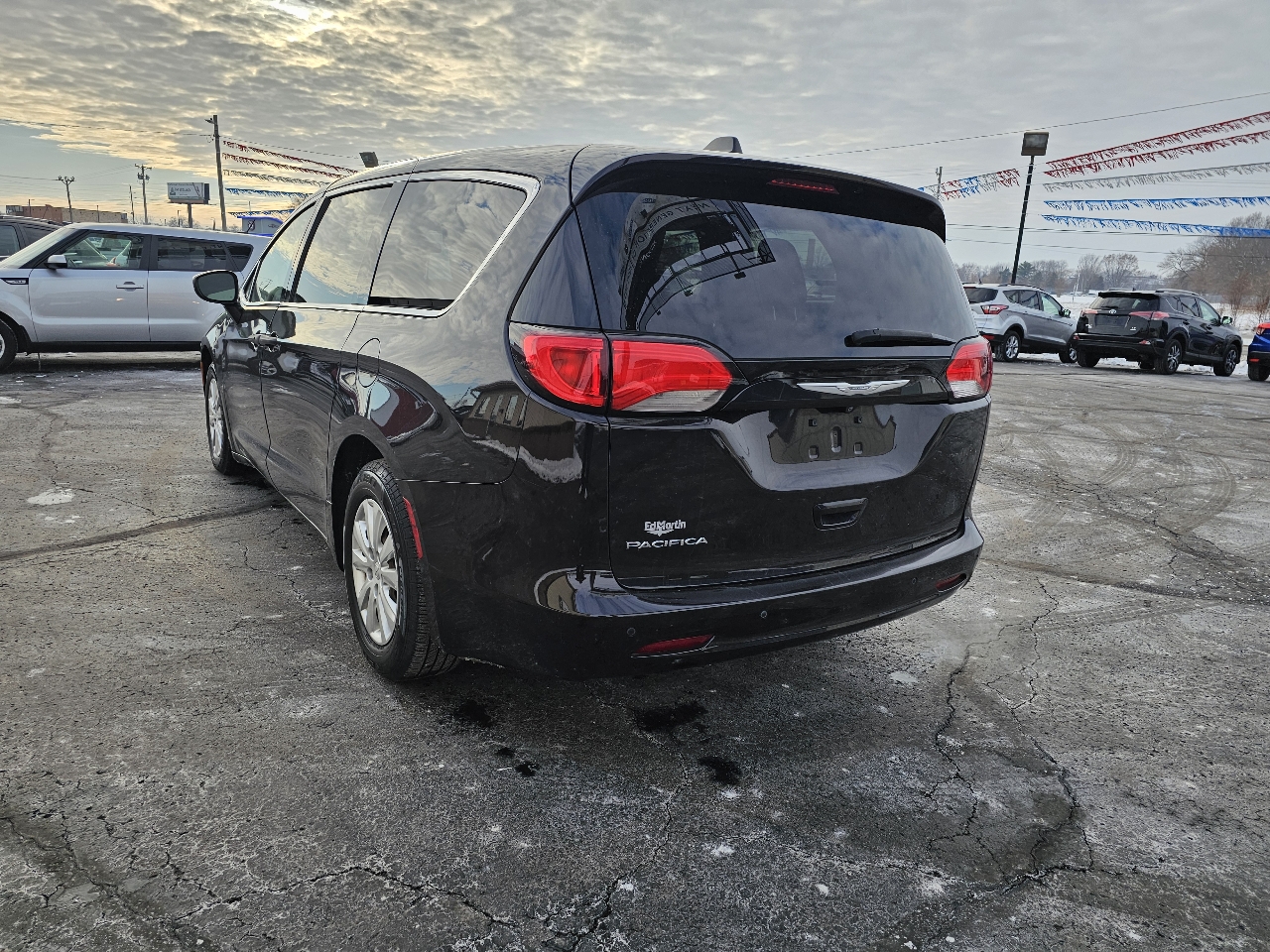 Chrysler Pacifica L 2018