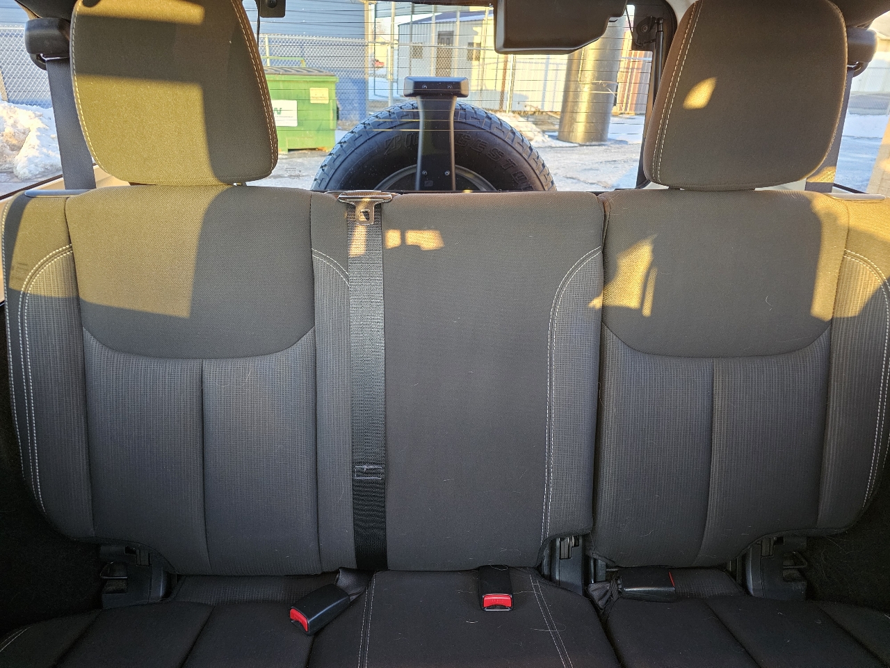 Jeep Wrangler Unlimited Sahara 4WD 2015