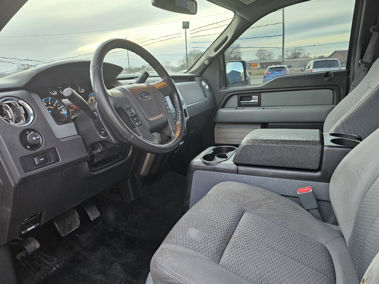 Ford F-150 4WD SuperCrew 139" XLT 2013