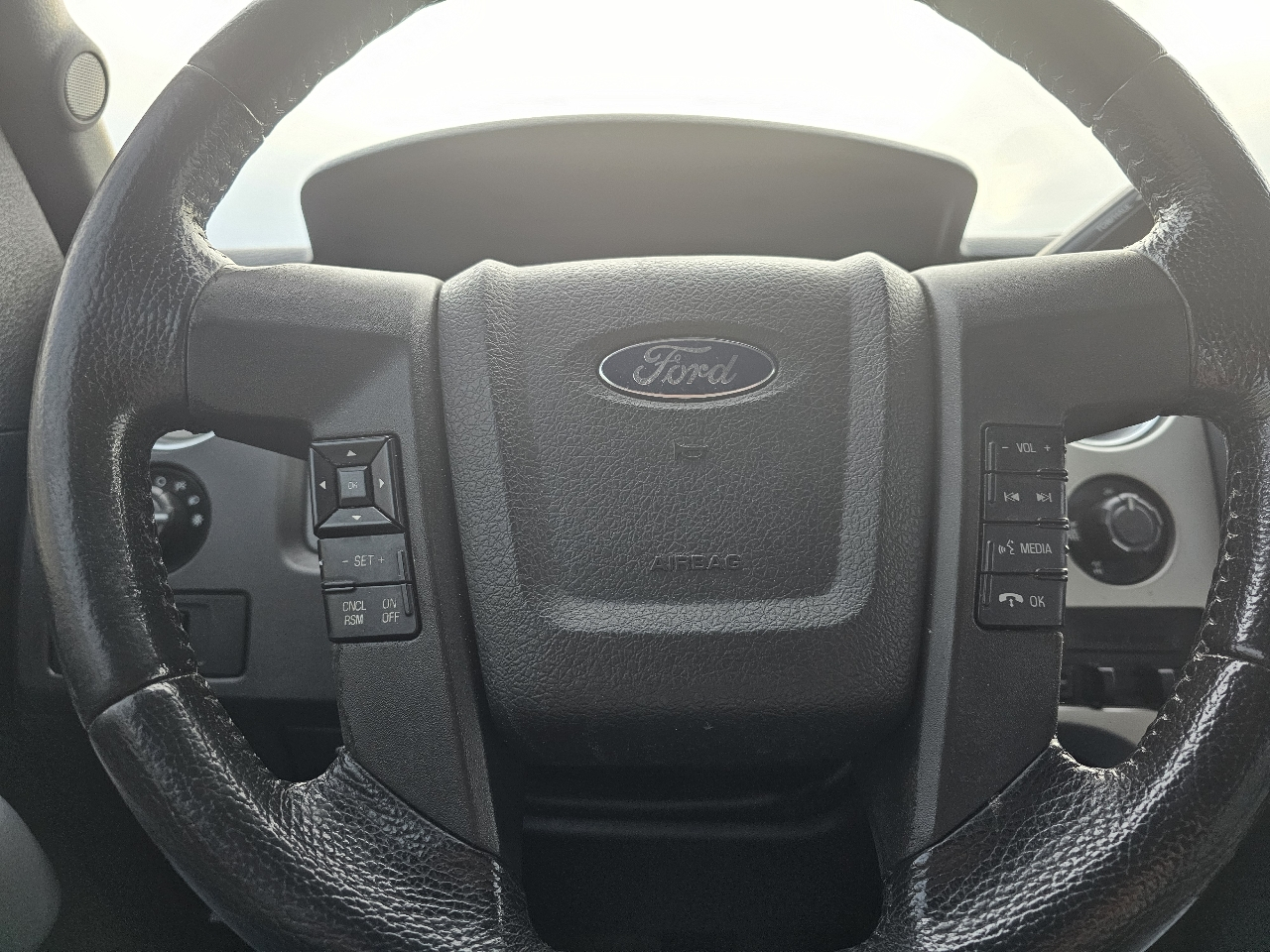 Ford F-150 4WD SuperCrew 139" XLT 2013