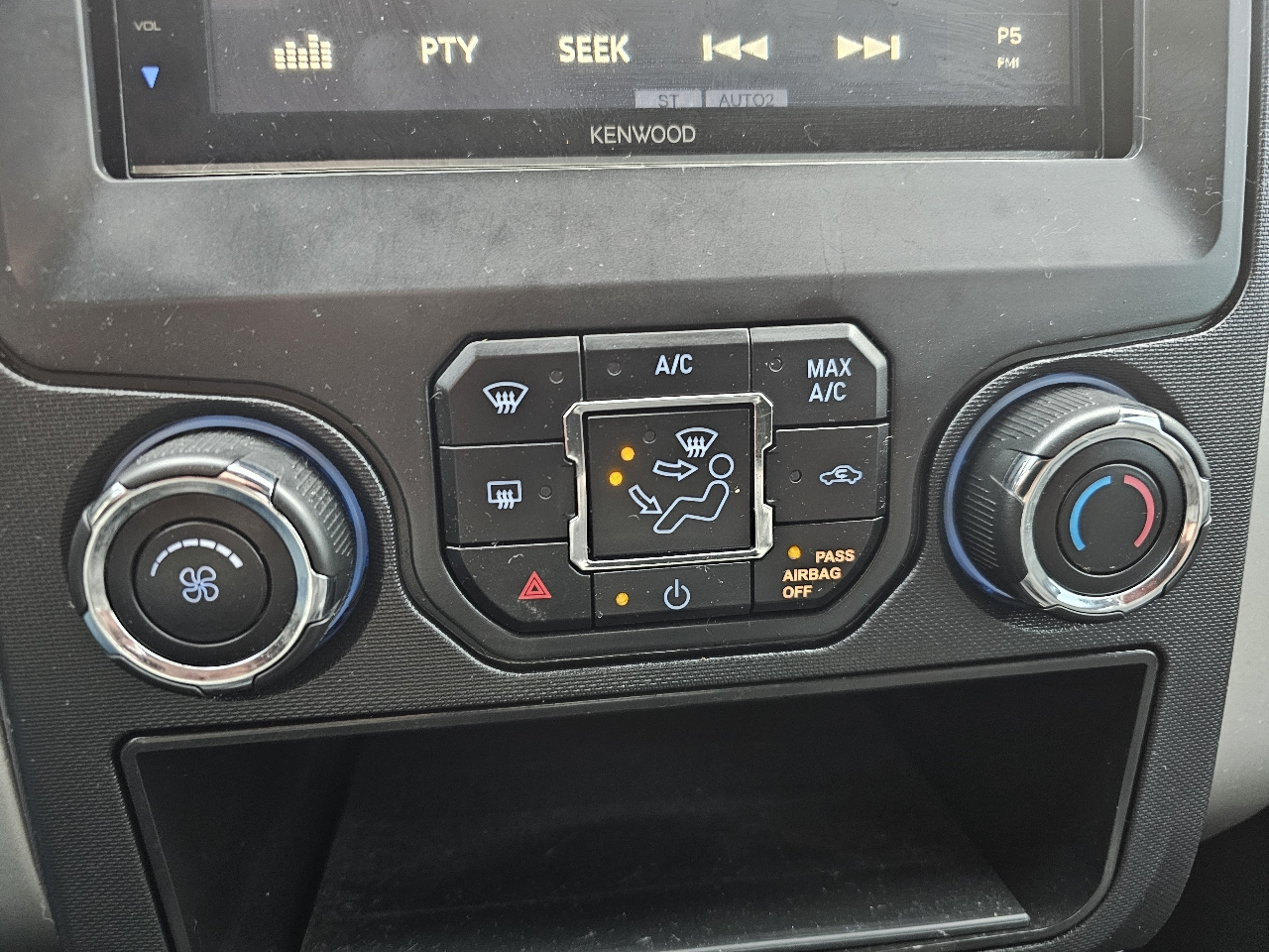 Ford F-150 4WD SuperCrew 139" XLT 2013