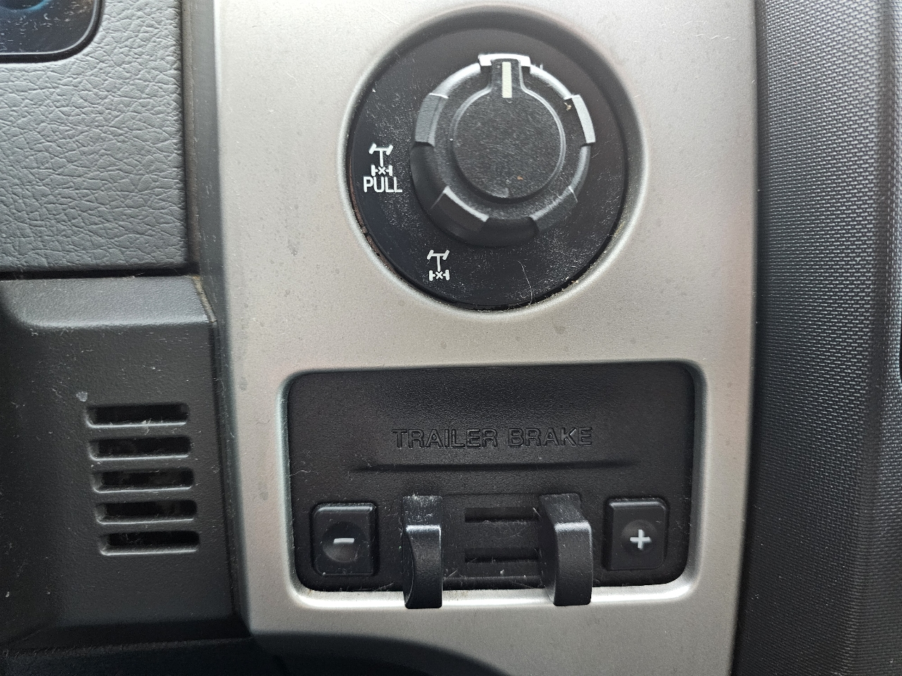 Ford F-150 4WD SuperCrew 139" XLT 2013