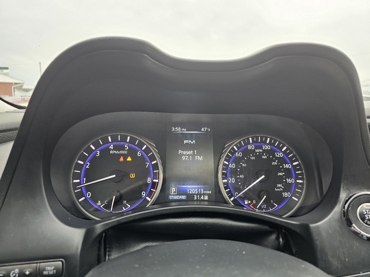 Infiniti Q50 Base AWD 2015