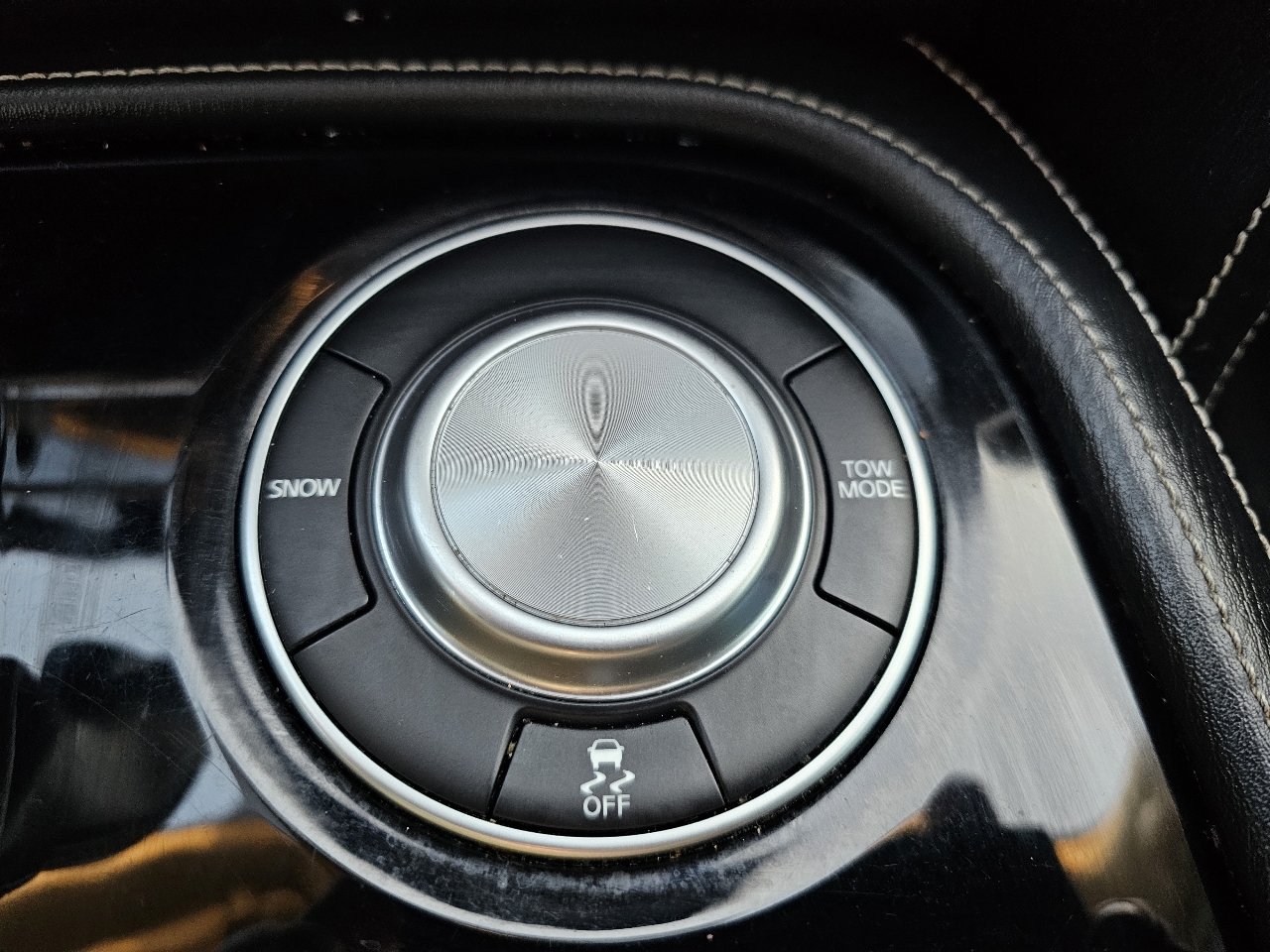 Infiniti QX80 LUXE 2022