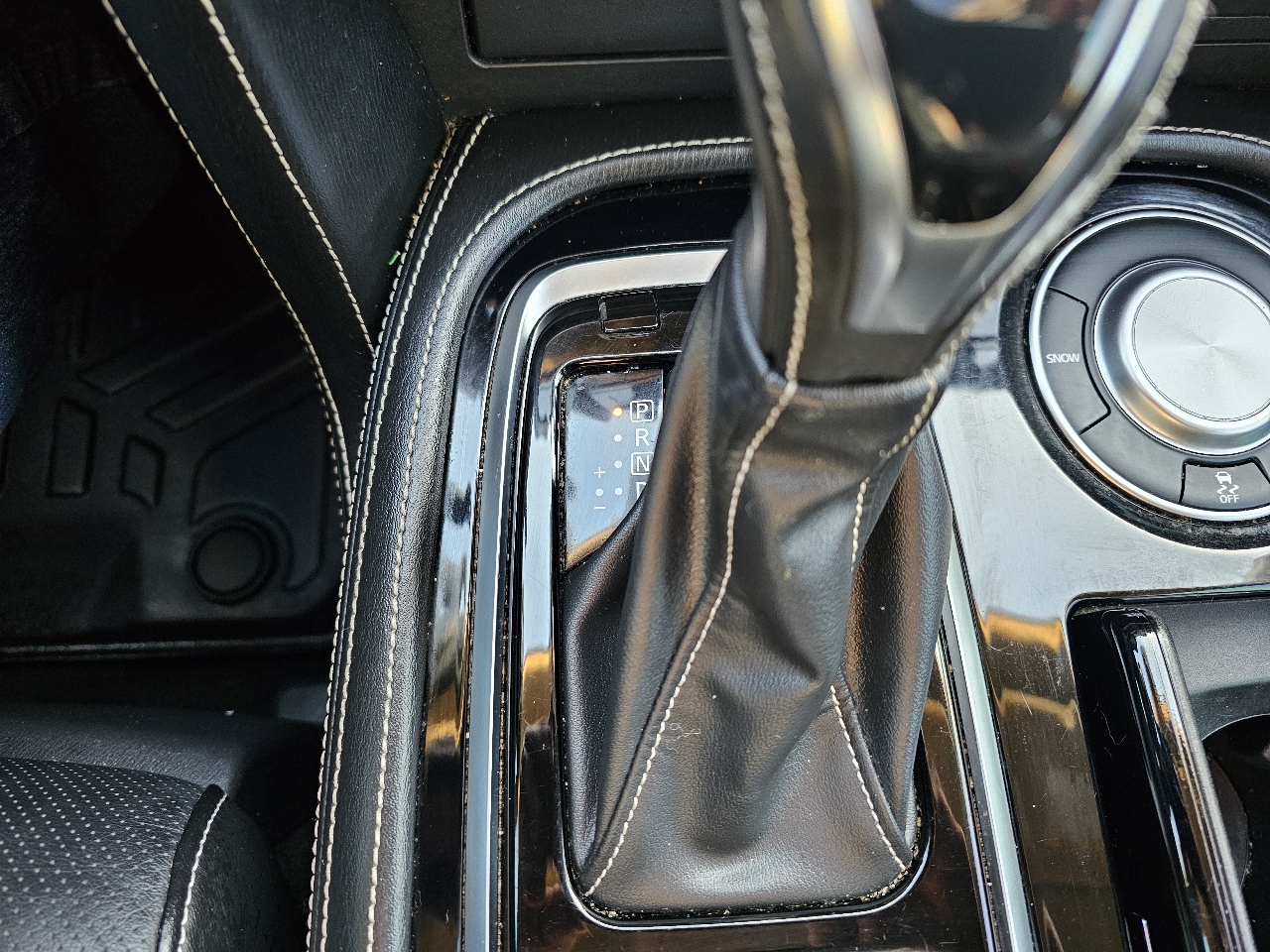 Infiniti QX80 LUXE 2022