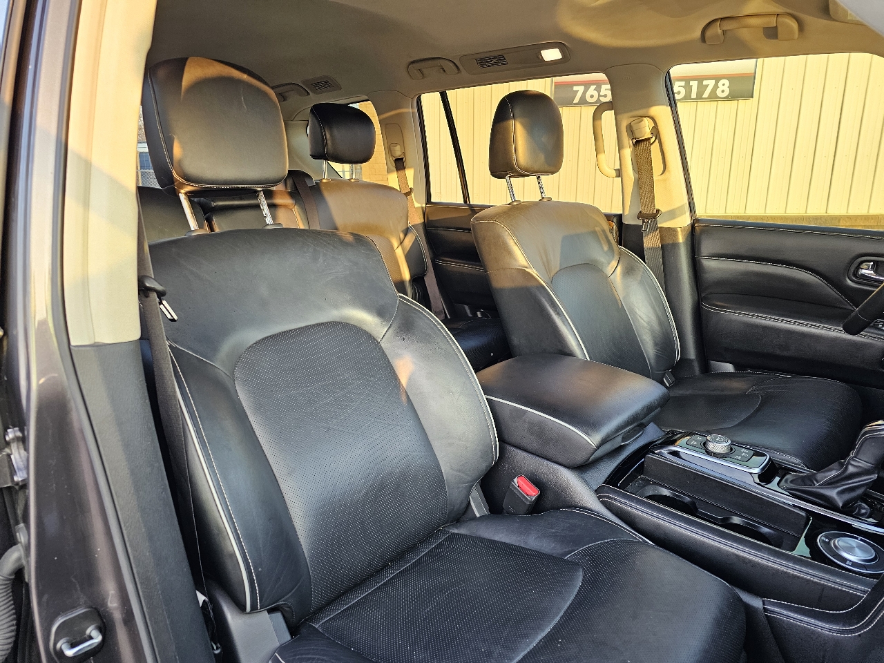 Infiniti QX80 LUXE 2022