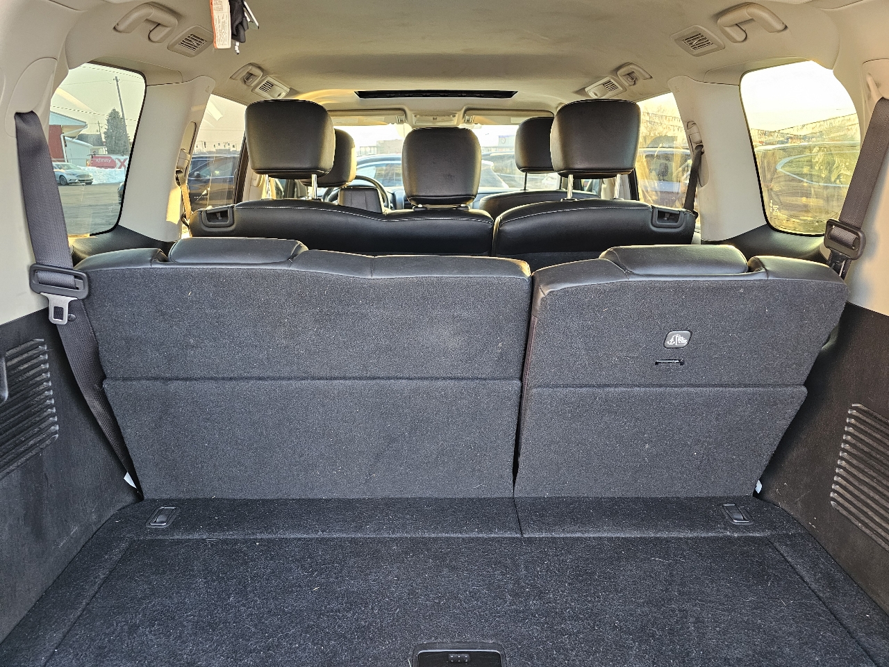 Infiniti QX80 LUXE 2022