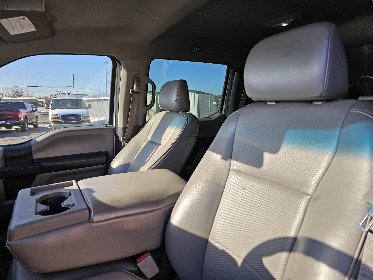 Ford F-350 SD Platinum Crew Cab 4WD 2019