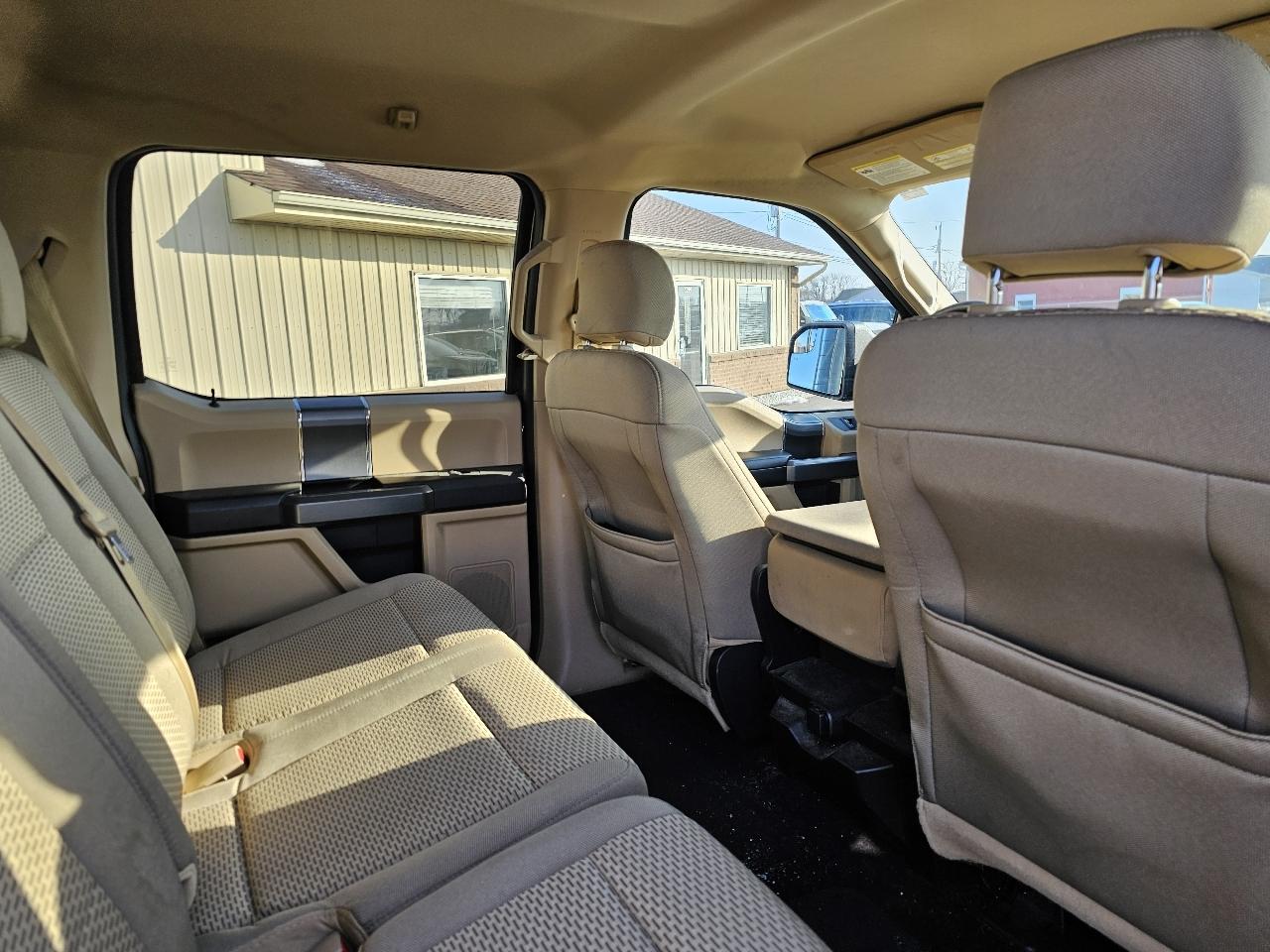 Ford F-150 XLT 4WD SuperCrew 5.5' Box 2015