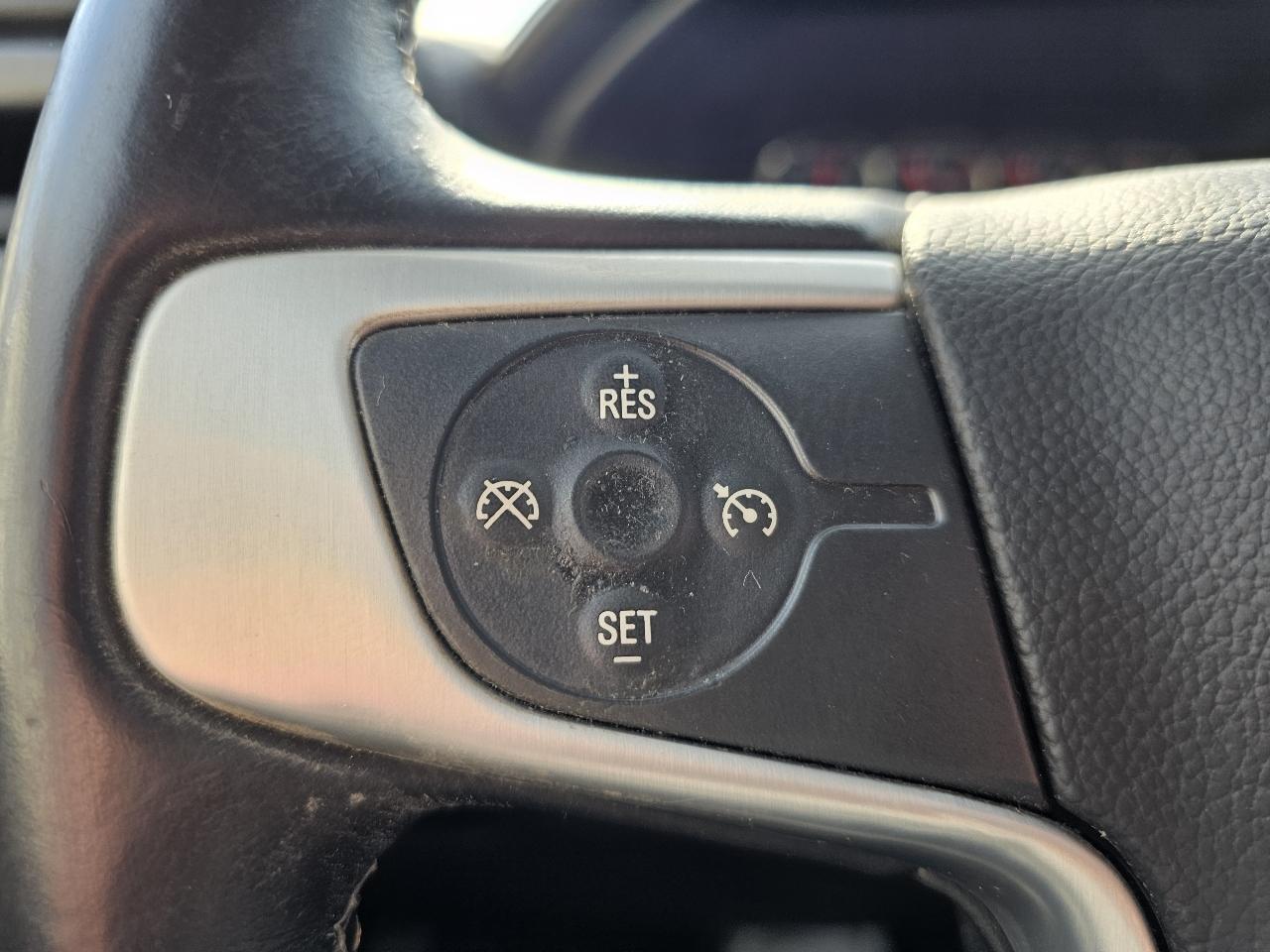 GMC Sierra 1500 SLE Crew Cab 4WD 2014