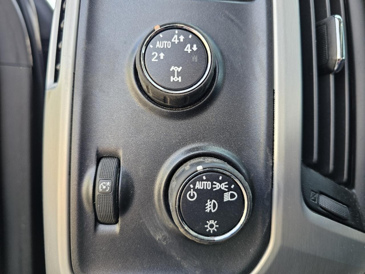 GMC Sierra 1500 SLE Crew Cab 4WD 2014