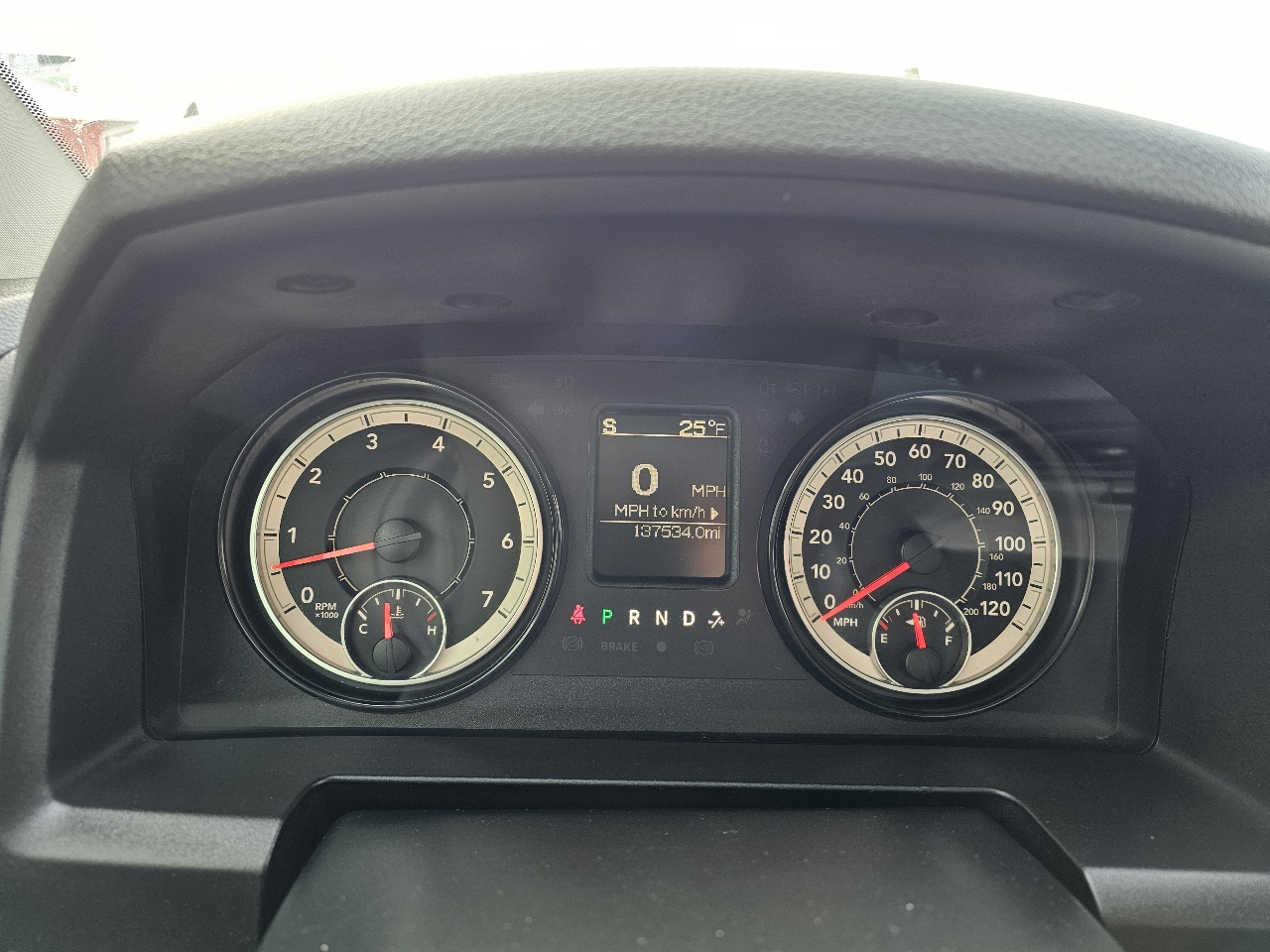 RAM 1500 Tradesman Crew Cab SWB 4WD 2017