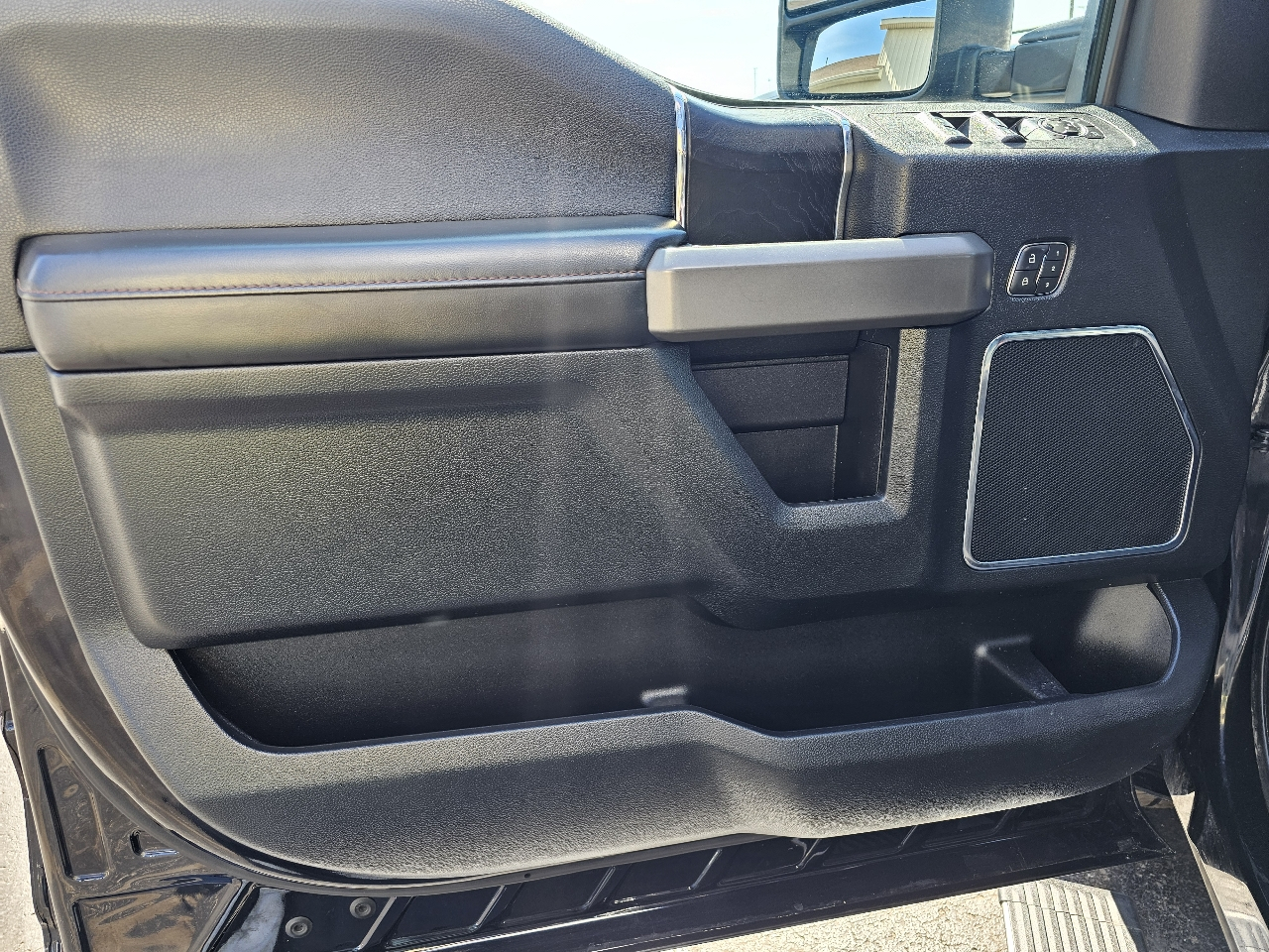 Ford F-150 4WD SuperCrew 157" Platinum 2019