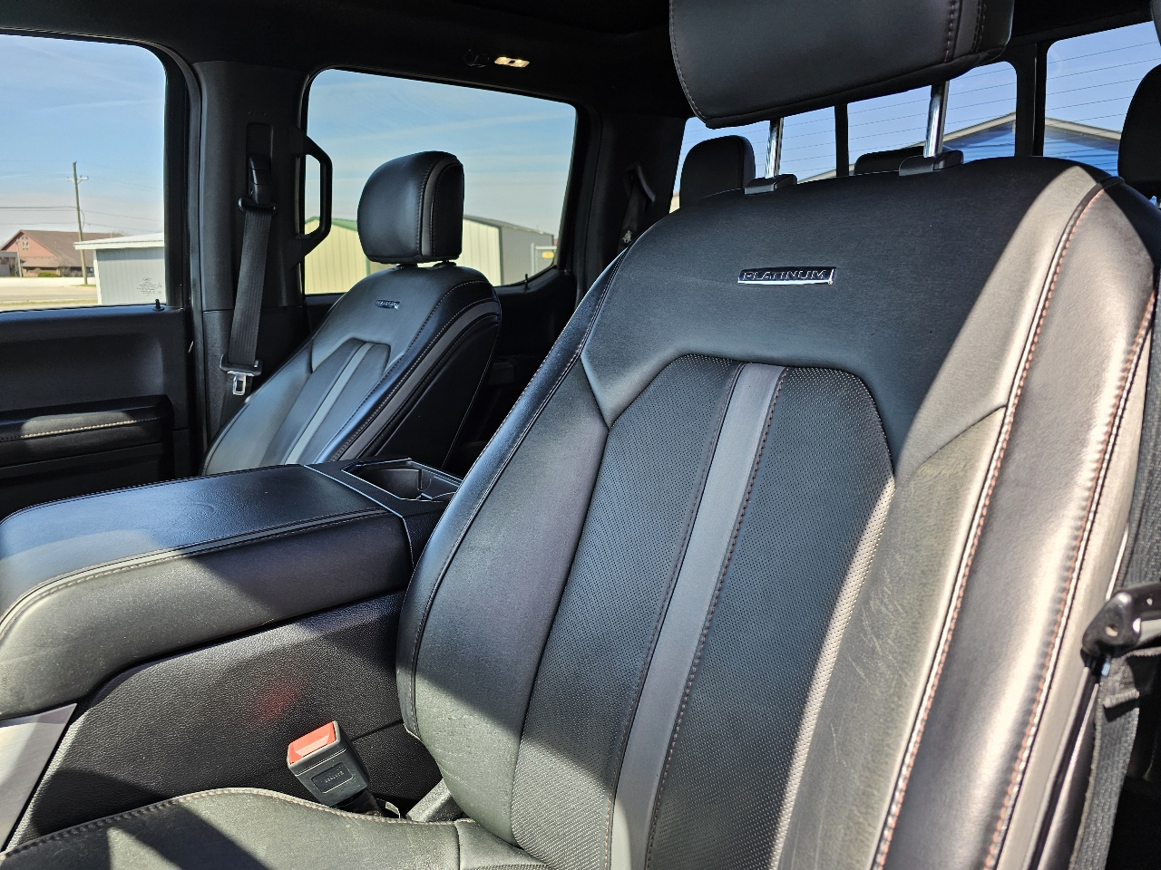 Ford F-150 4WD SuperCrew 157" Platinum 2019