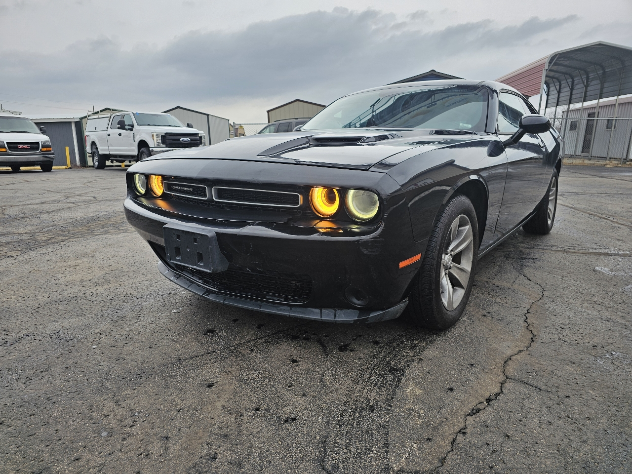 Dodge Challenger 2dr Cpe SXT 2016