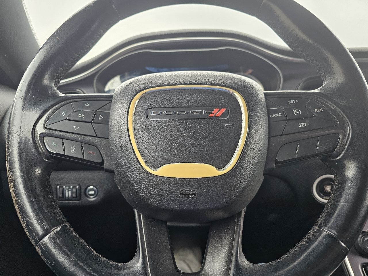 Dodge Challenger 2dr Cpe SXT 2016