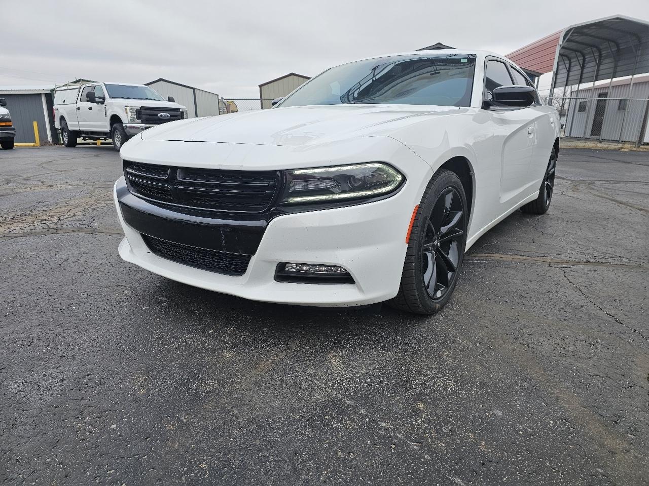 Dodge Charger SXT RWD 2017