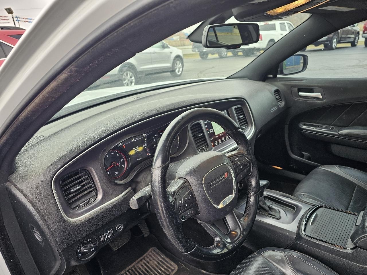 Dodge Charger SXT RWD 2017