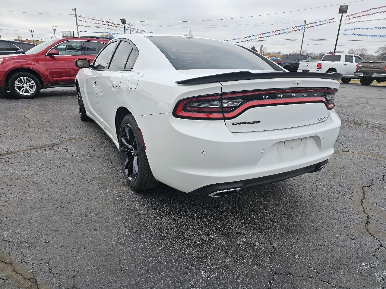 Dodge Charger SXT RWD 2017