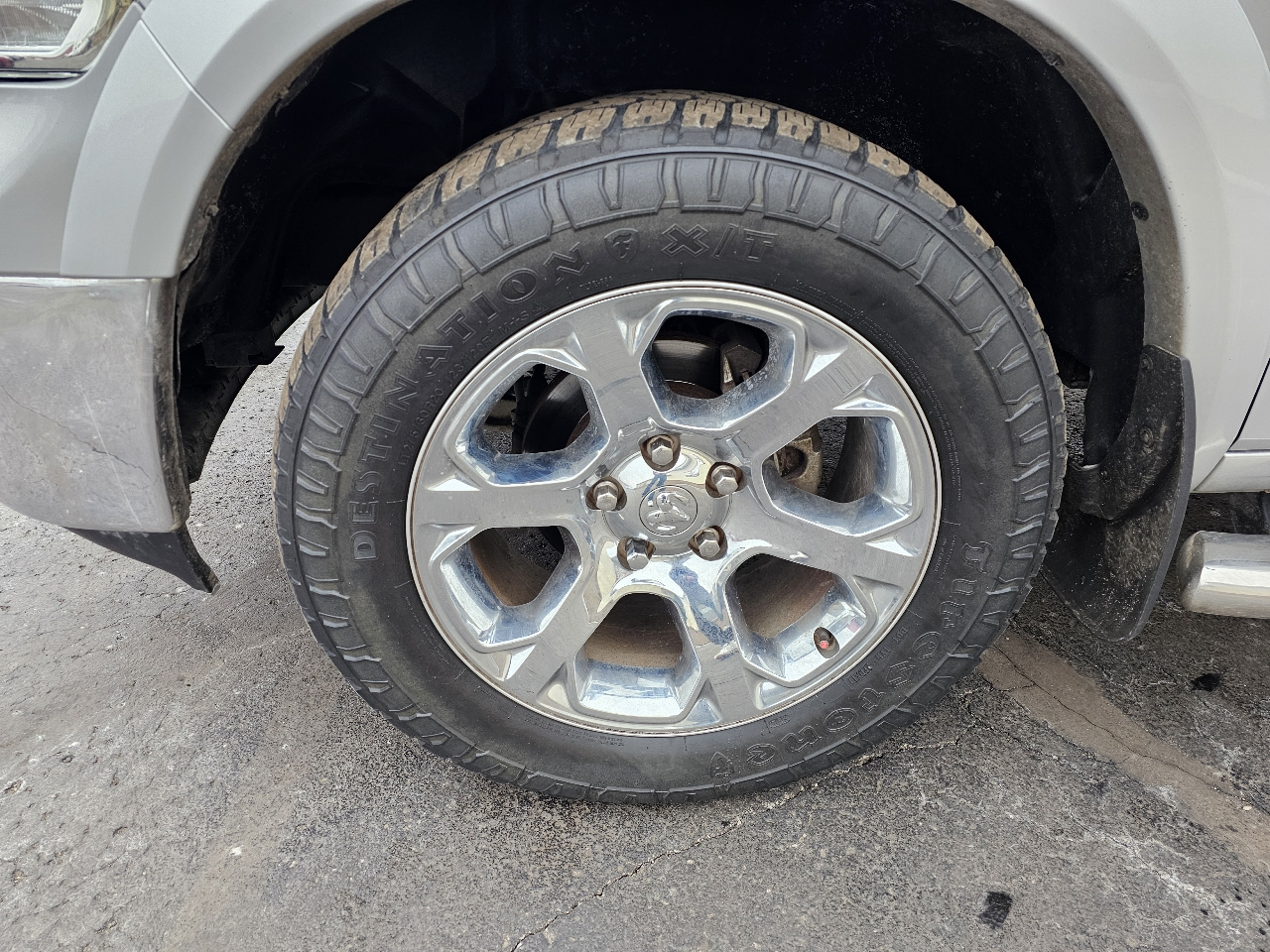 RAM 1500 Laramie 4x4 Crew Cab 5'7" Box 2017