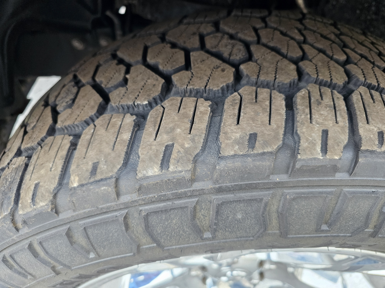 RAM 1500 Laramie 4x4 Crew Cab 5'7" Box 2017