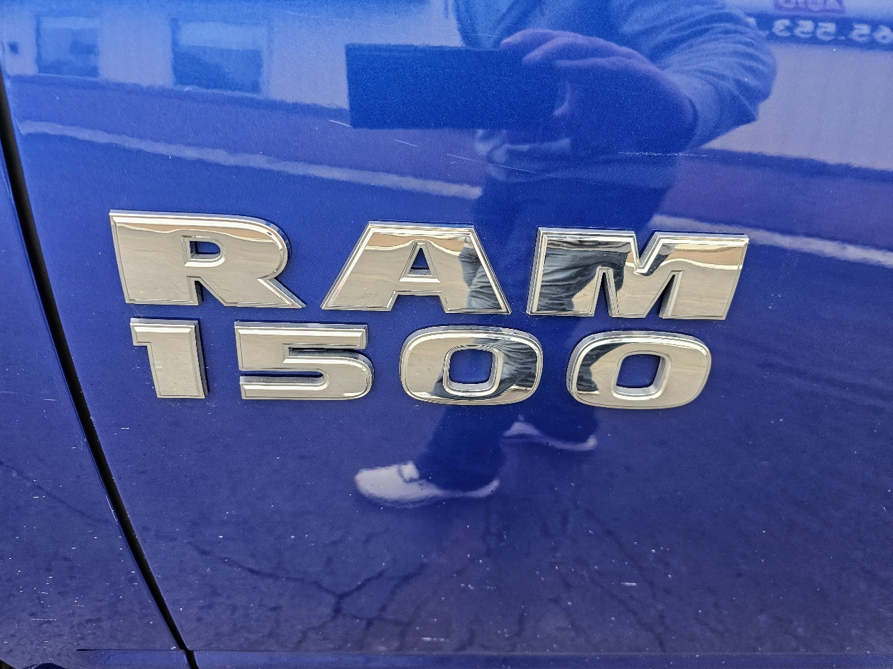 RAM 1500 4WD Crew Cab 140.5" SLT 2016