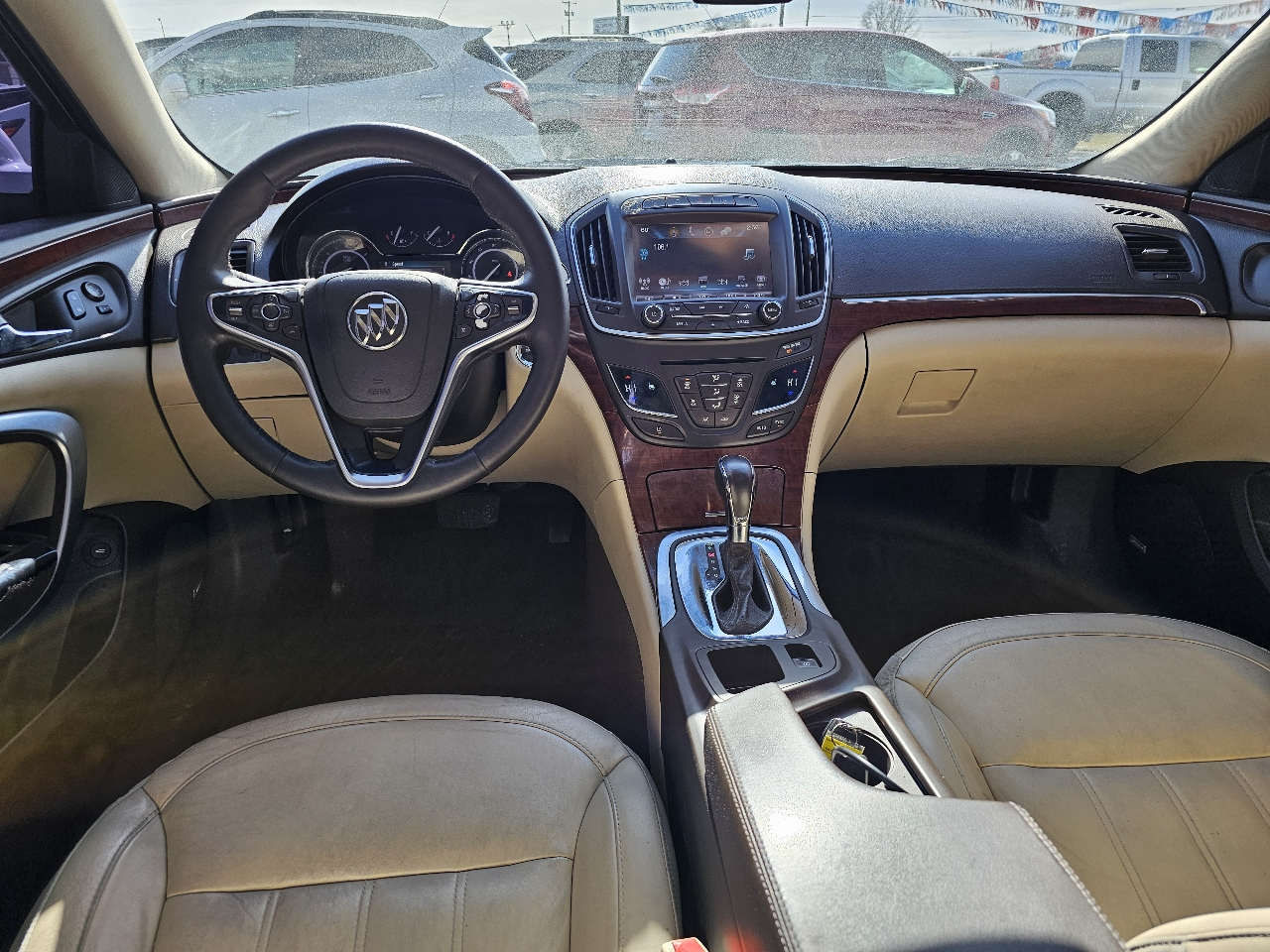 Buick Regal 4dr Sdn Premium II FWD 2016