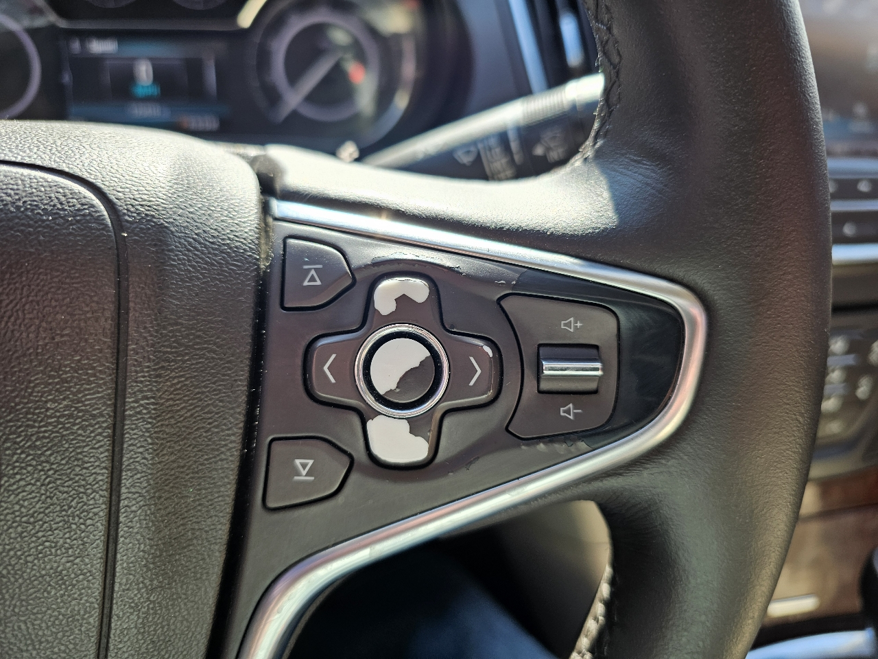 Buick Regal 4dr Sdn Premium II FWD 2016