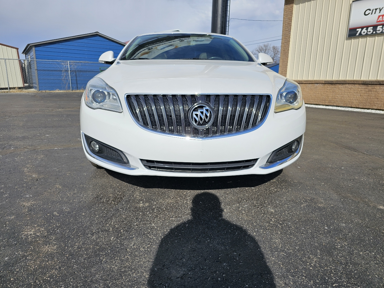 Buick Regal 4dr Sdn Premium II FWD 2016