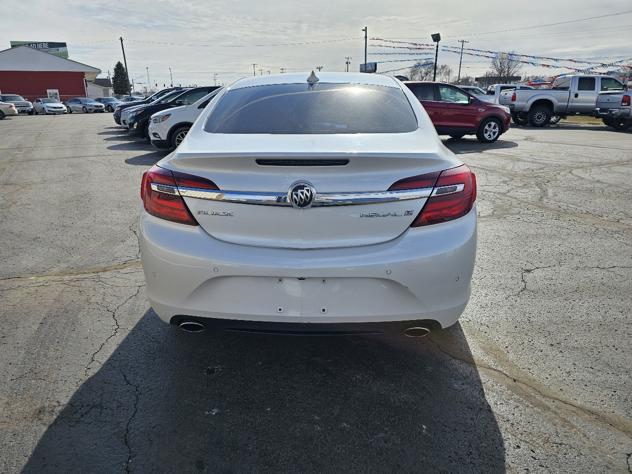 Buick Regal 4dr Sdn Premium II FWD 2016