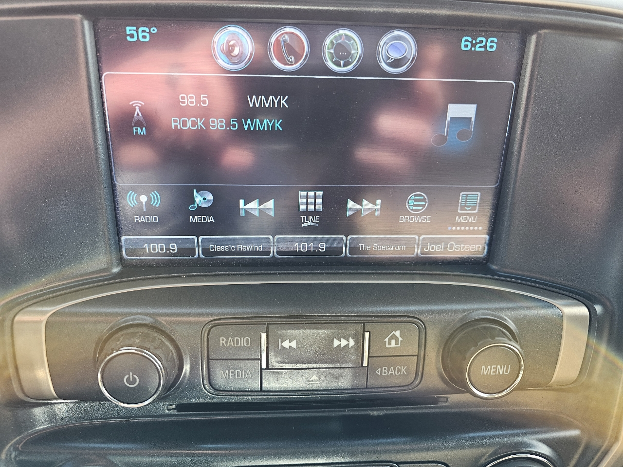 GMC Sierra 1500 4WD Crew Cab 143.5" Denali 2017