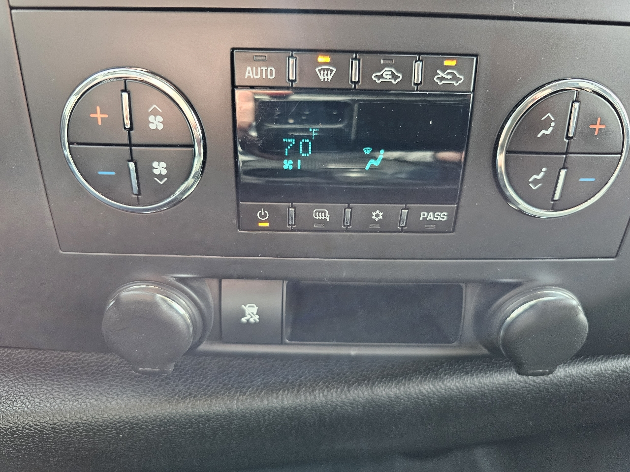 Chevrolet Silverado 1500 2WD Crew Cab 143.5" LT w/2LT 2008