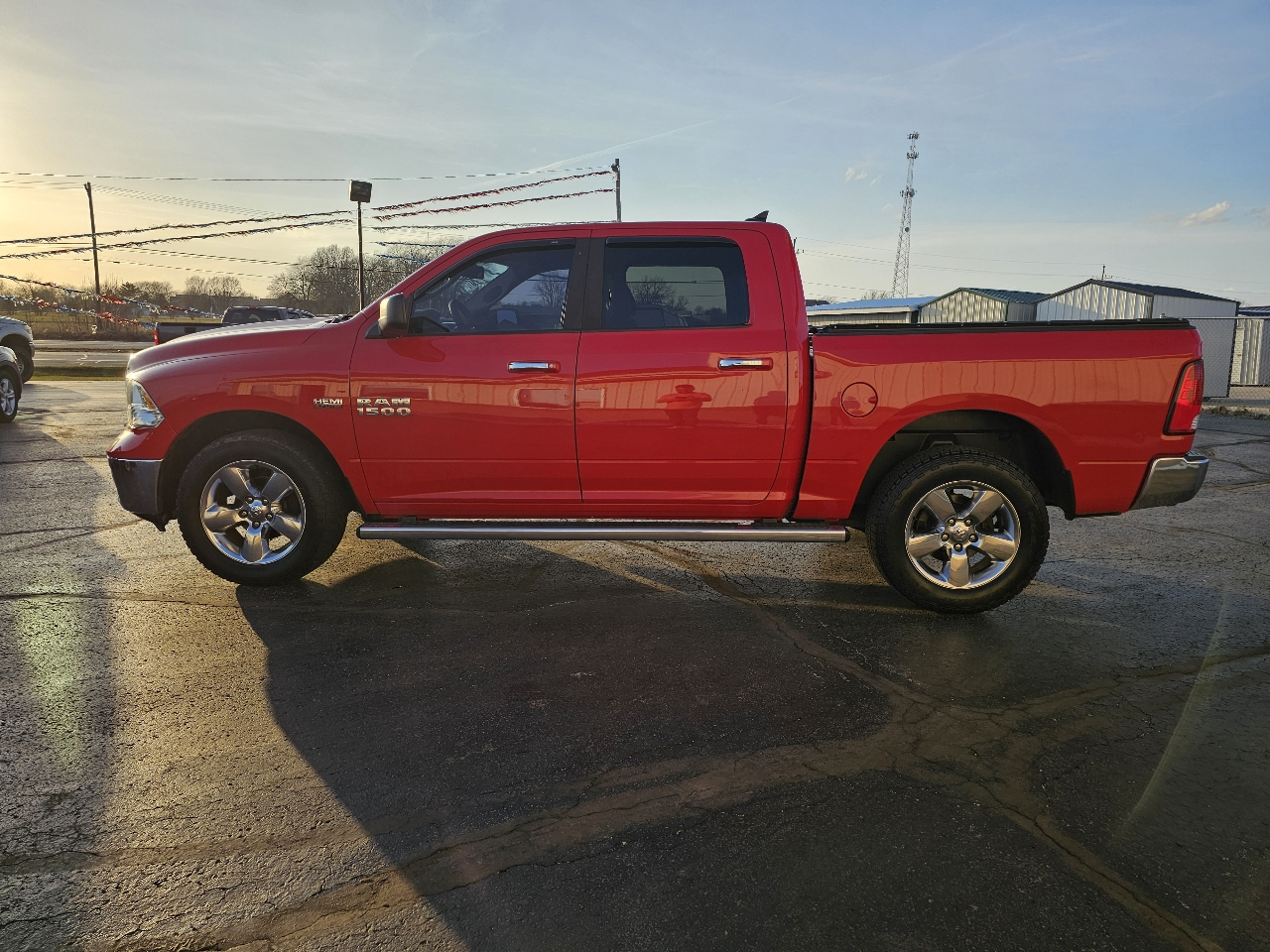 RAM 1500 4WD Crew Cab 140.5" Big Horn 2015