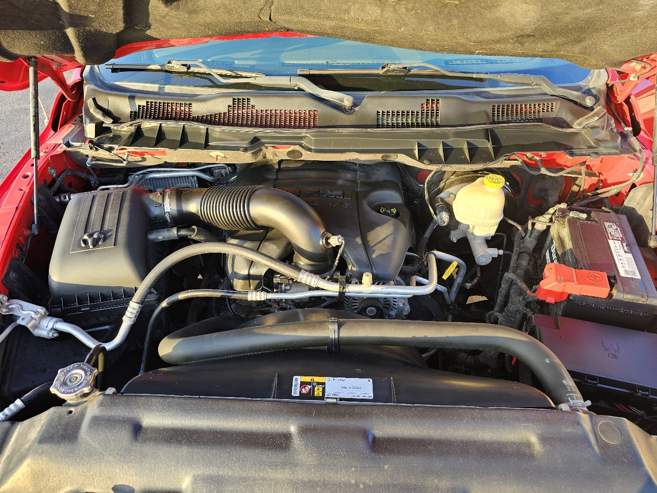 RAM 1500 4WD Crew Cab 140.5" Big Horn 2015