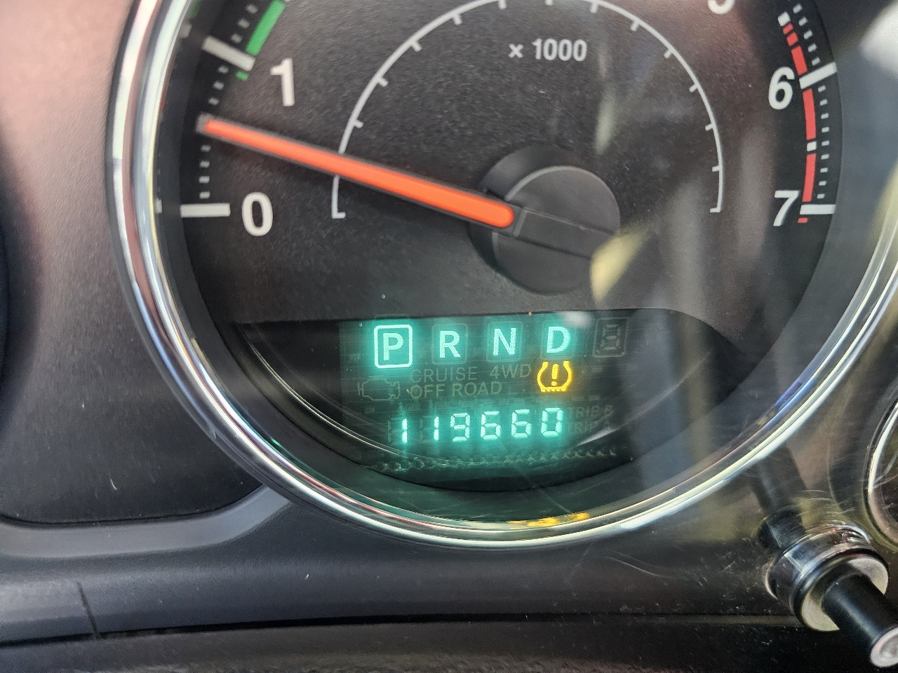 Jeep Wrangler Unlimited 4WD 4dr Sahara 2012