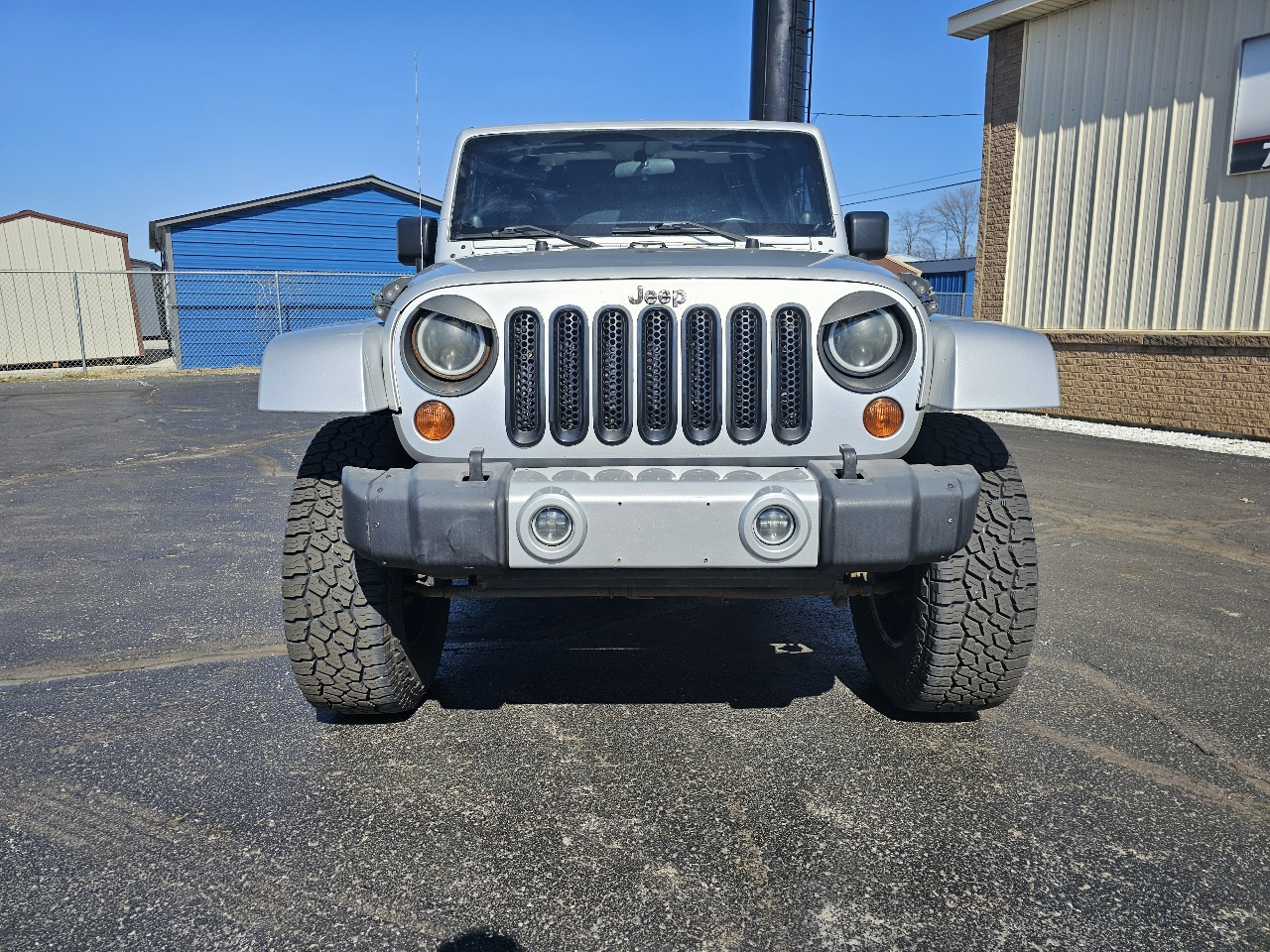 Jeep Wrangler Unlimited 4WD 4dr Sahara 2012