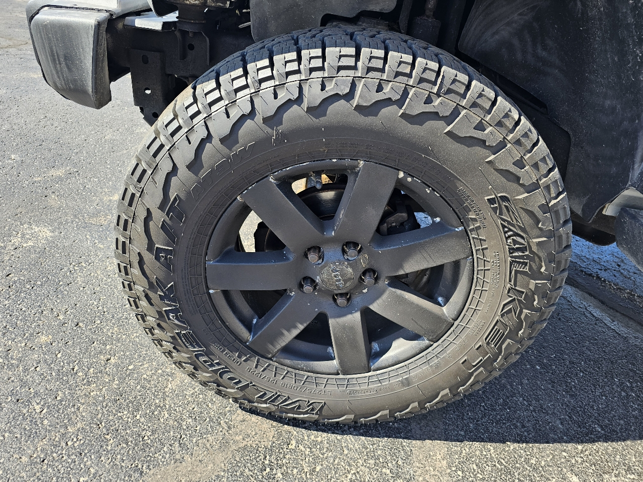 Jeep Wrangler Unlimited 4WD 4dr Sahara 2012