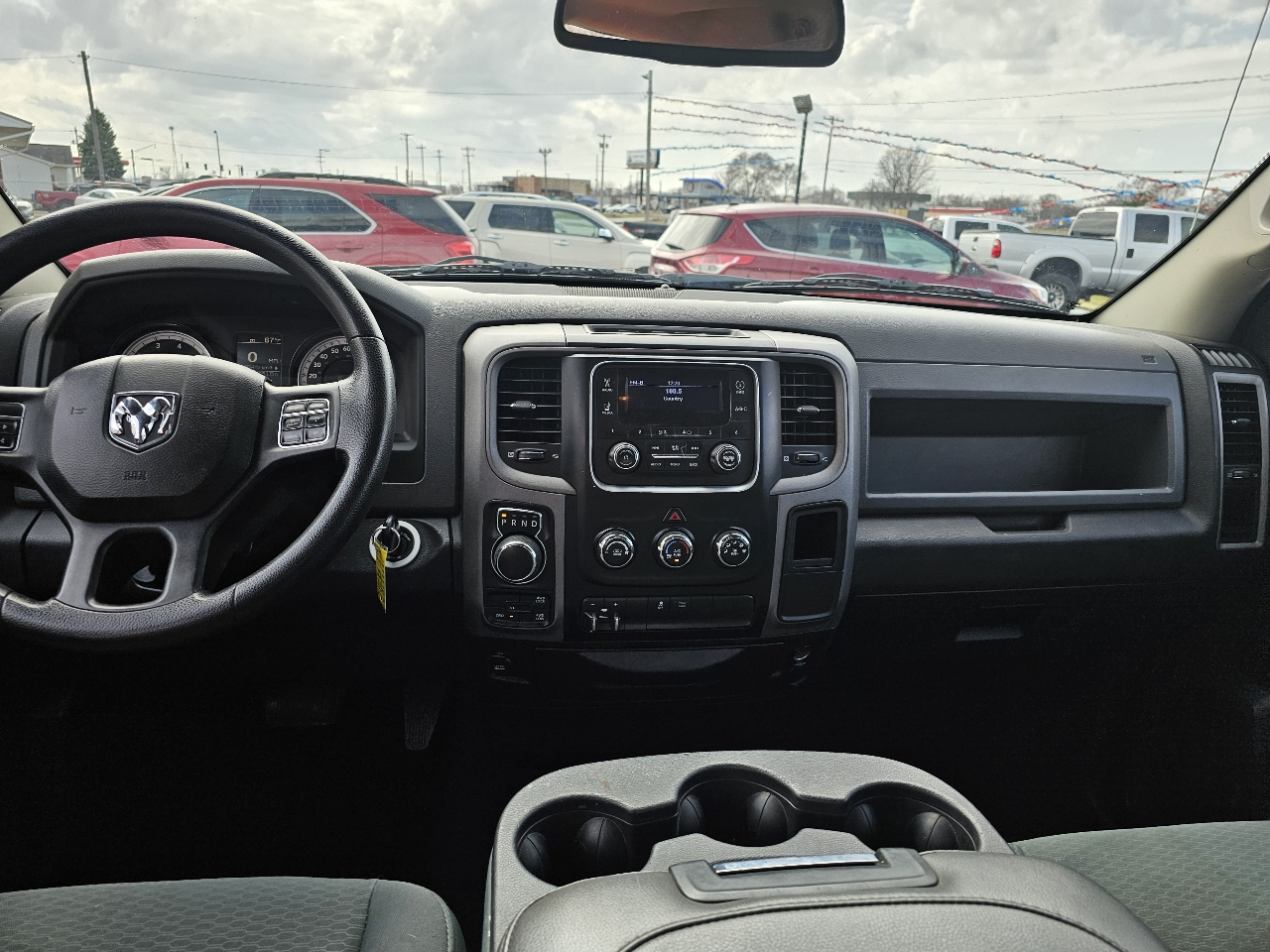 RAM 1500 4WD Quad Cab 140.5" Express 2014