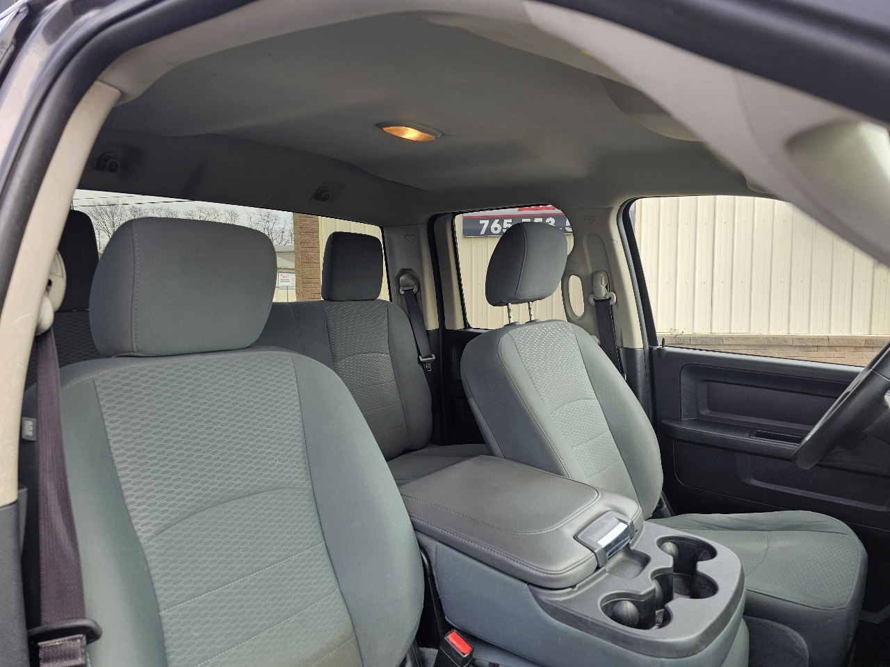 RAM 1500 4WD Quad Cab 140.5" Express 2014