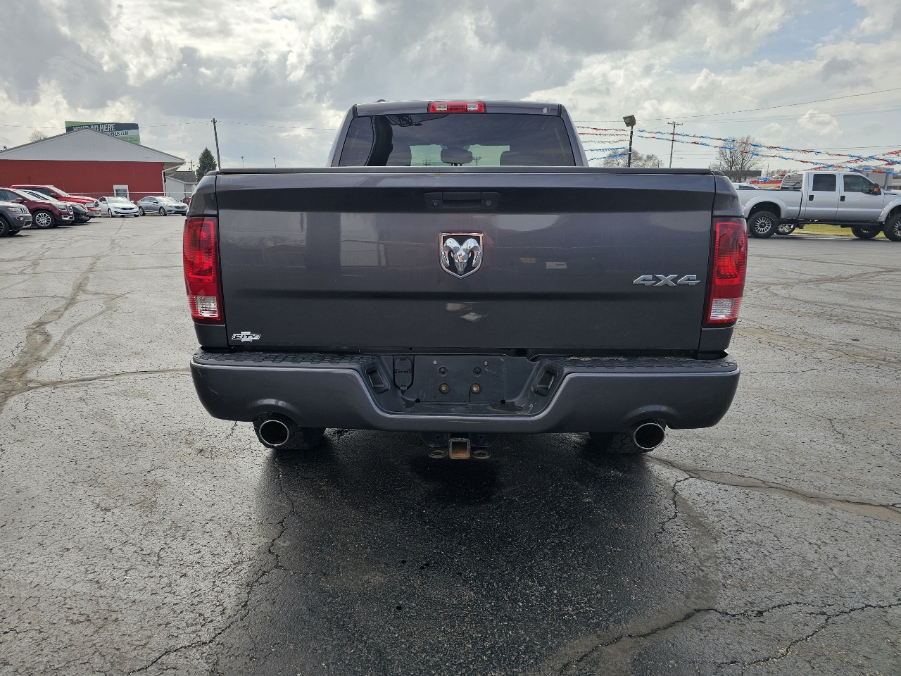 RAM 1500 4WD Quad Cab 140.5" Express 2014