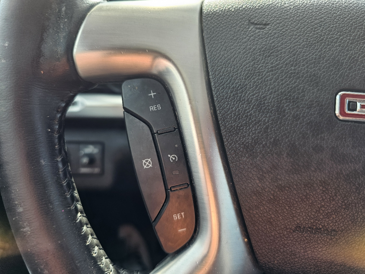 GMC Acadia AWD 4dr SLT w/SLT-1 2016