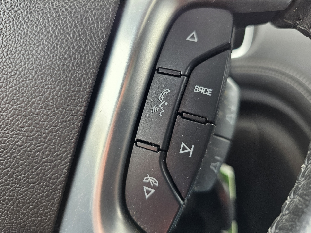 Chevrolet Traverse AWD 4dr LTZ 2015