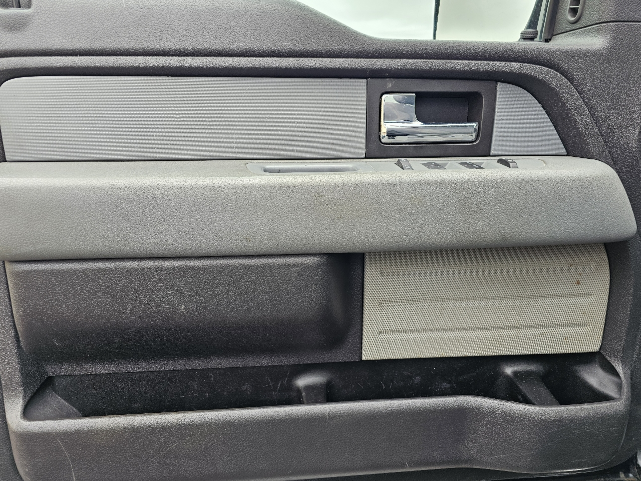 Ford F-150 4WD SuperCab 145" XL 2013