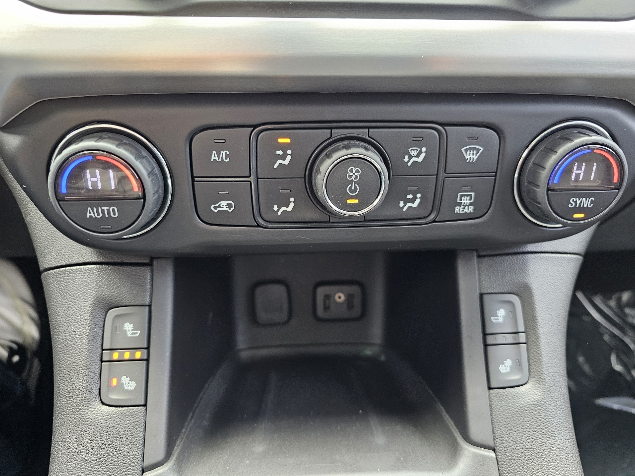 GMC Acadia FWD 4dr SLT w/SLT-1 2018