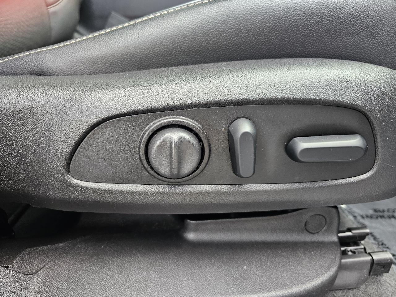 GMC Acadia FWD 4dr SLT w/SLT-1 2018