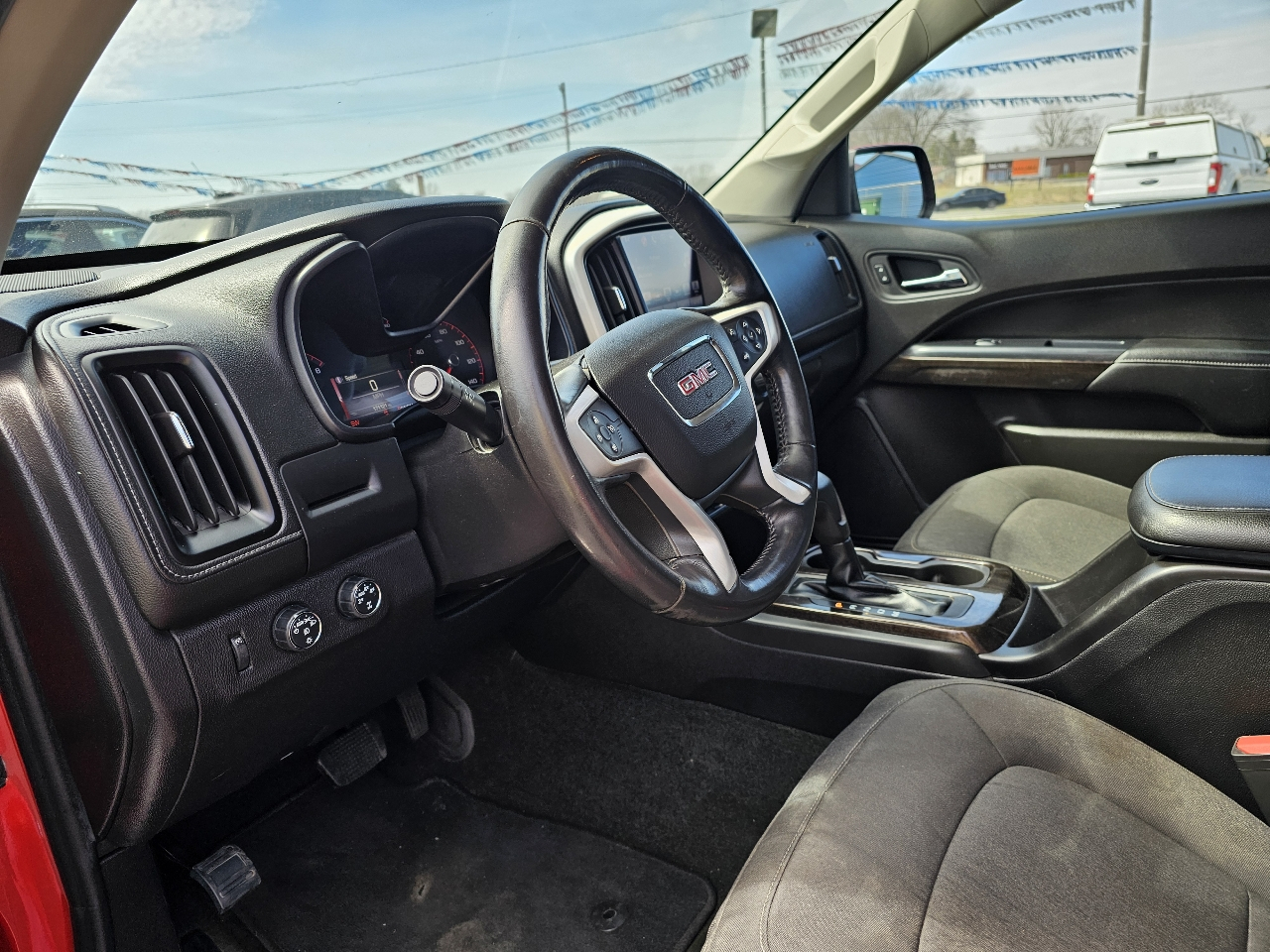 GMC Canyon 4WD Crew Cab 128.3" SLE 2016