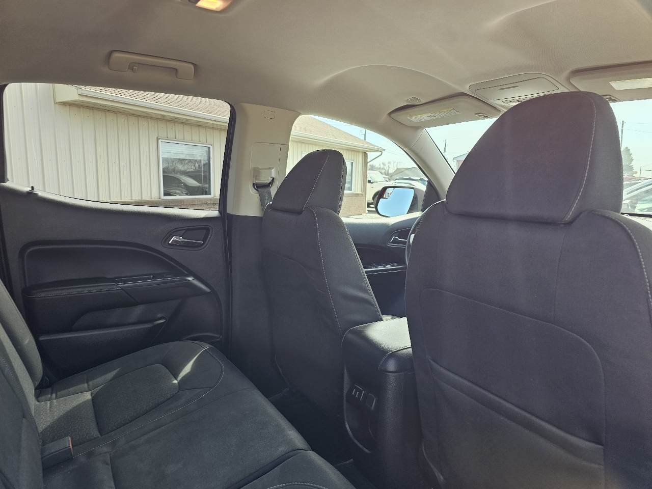 GMC Canyon 4WD Crew Cab 128.3" SLE 2016