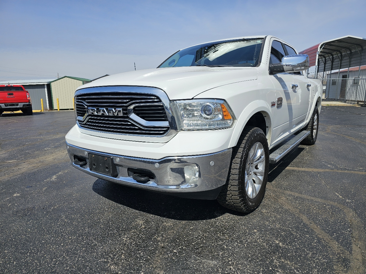 RAM 1500 Longhorn 4x4 Crew Cab 5'7" Box *Ltd Avail* 2018